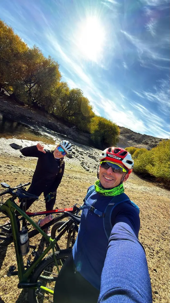 Ciclismo en el campo patagónico